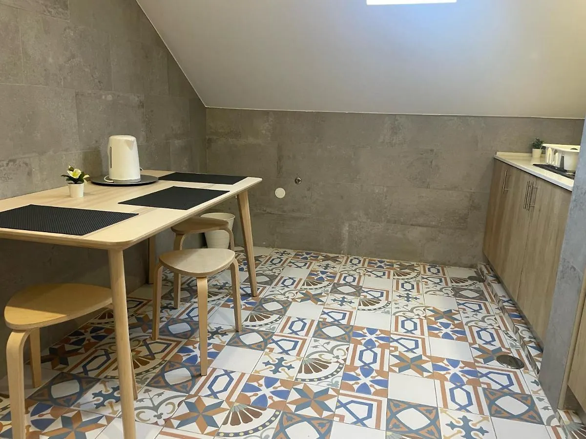 בית אירוח לורס Salero Guest House