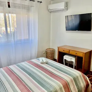 Quarto em Acomodações Particulares Alvidy, Queluz